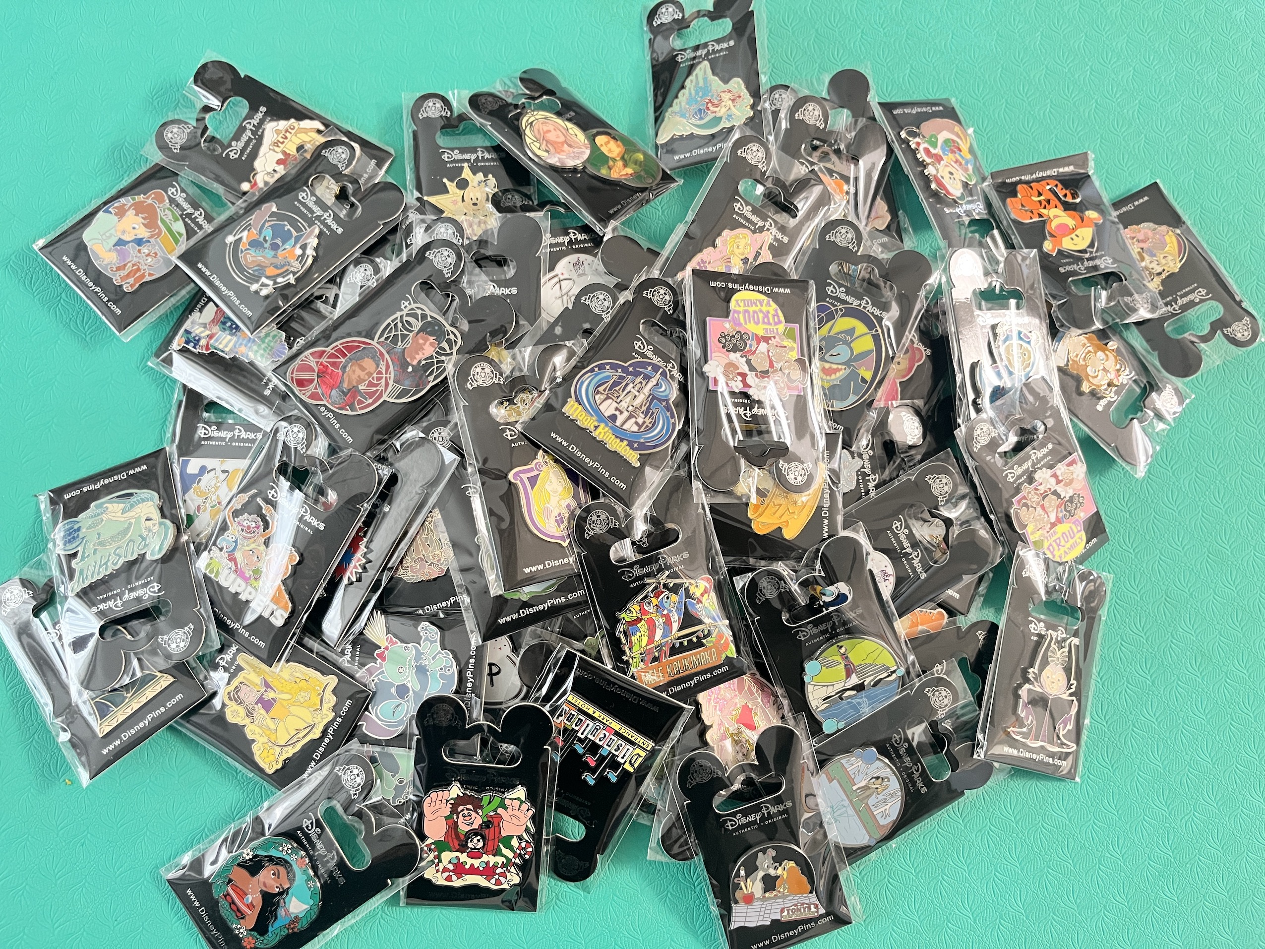 Disney Premium Pins value $1.25 - Image 2