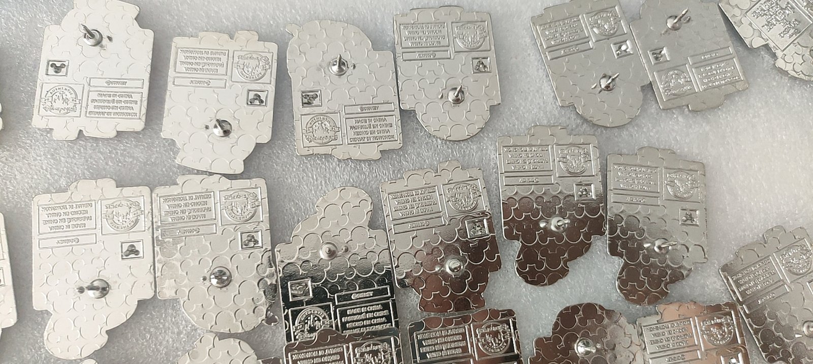 Disney Premium Pins value $1.5 - Image 11
