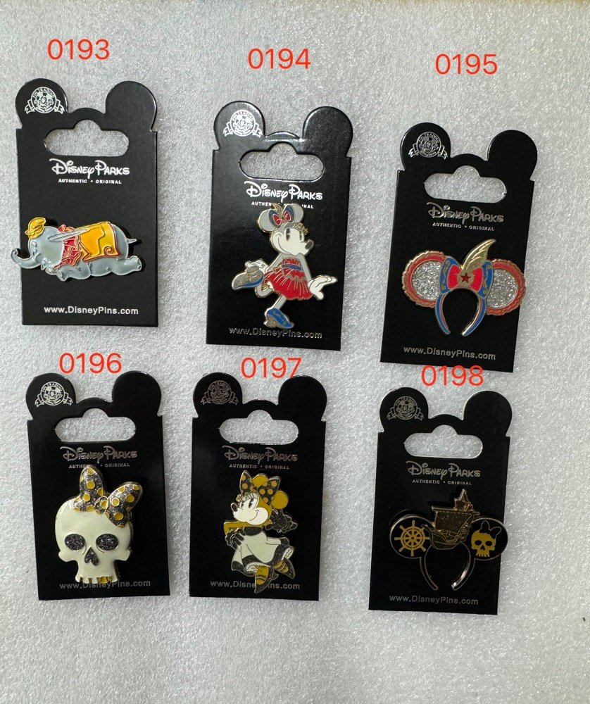 Disney Premium Pins The Main Attraction 18